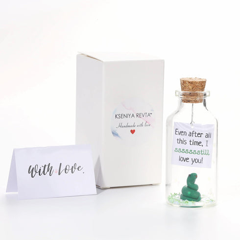 Anniversary Present for Her & Him Valentines Day Romantic Gift to Boyfriend Girlfriend Message I Love You Gifts Wife Husband (Snake in Big Bottle I Sssssstill Love You Gift Bottle)
